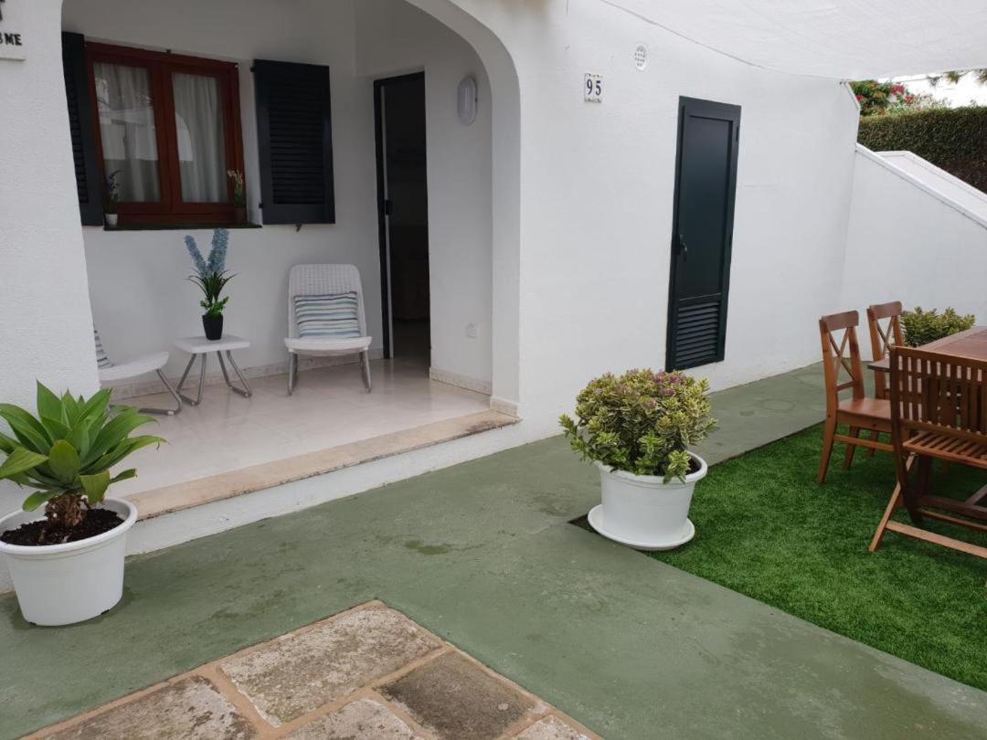Apartamentos Delfines Cala Blanca  Luaran gambar